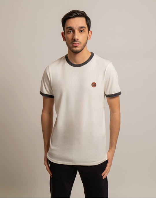 T-Shirt Homme à bord contrasté effet délavé 180g/m²